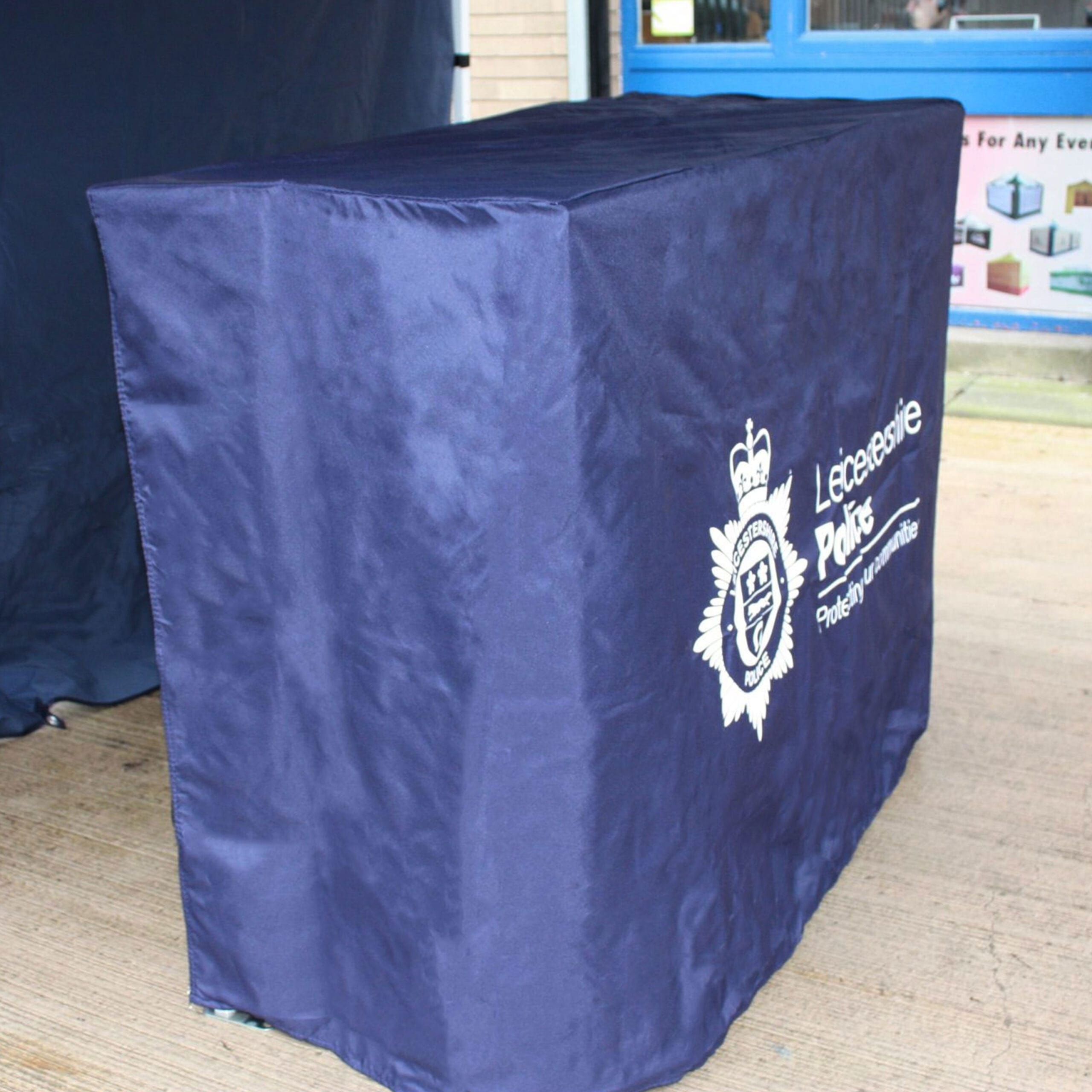 Table-Cover-2